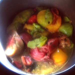 Big 'ol pot of heirlooms.